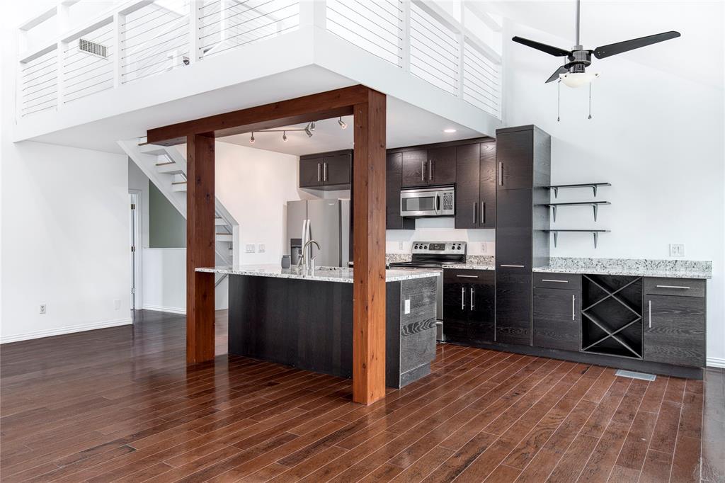 3936 Travis Street - Residential