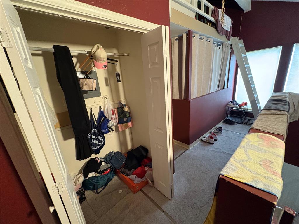 Lakeview Lofts Condos - Residential Income