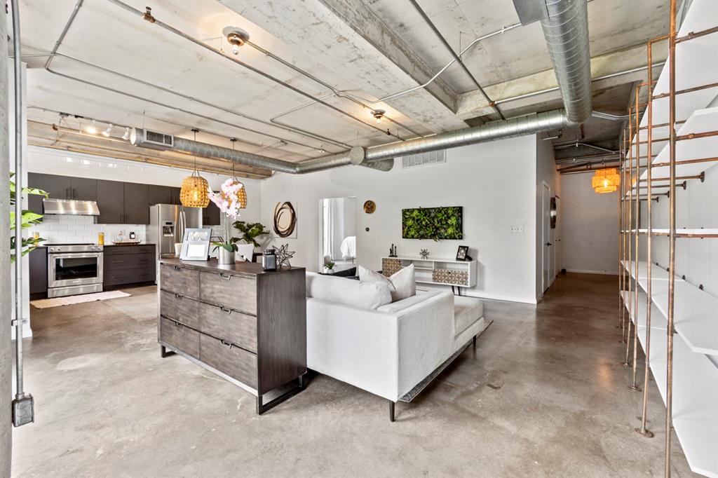 Beat At The South Side Station - Residential