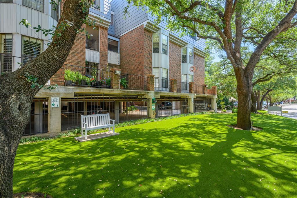8610 Turtle Creek Boulevard 108