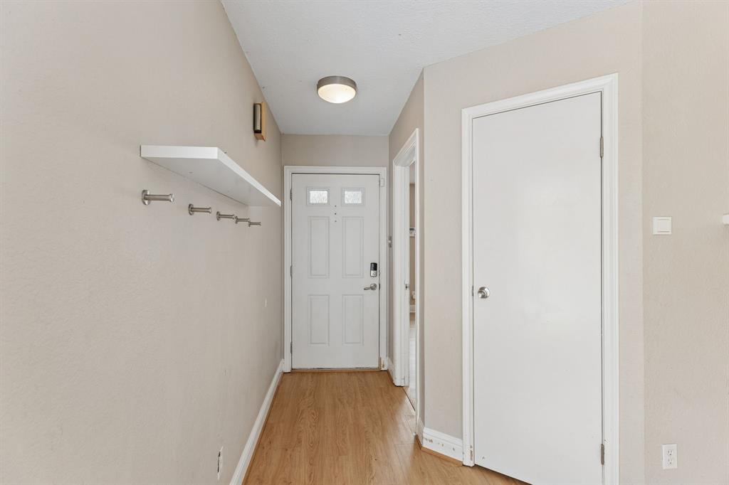 253 Teakwood Lane