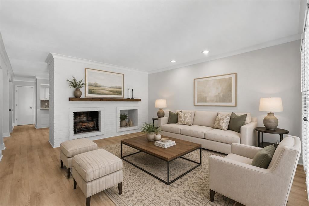 5928 Sandhurst Lane 127
