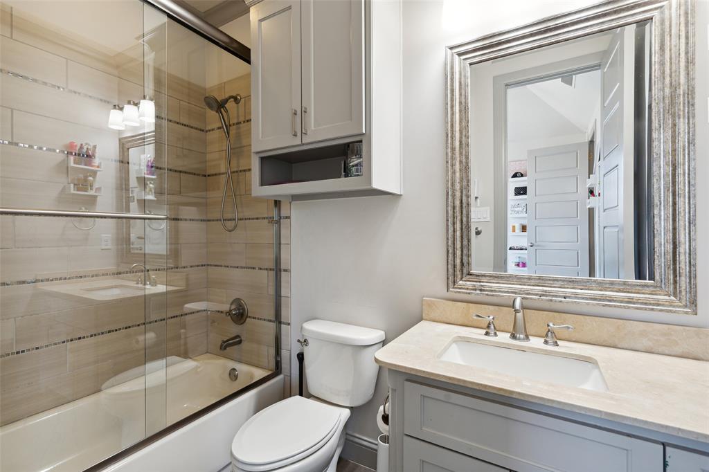 Carillon - Residential