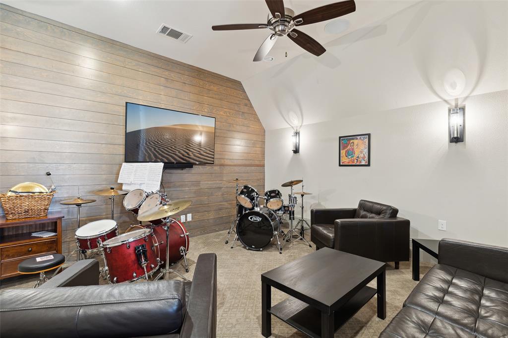 Carillon - Residential