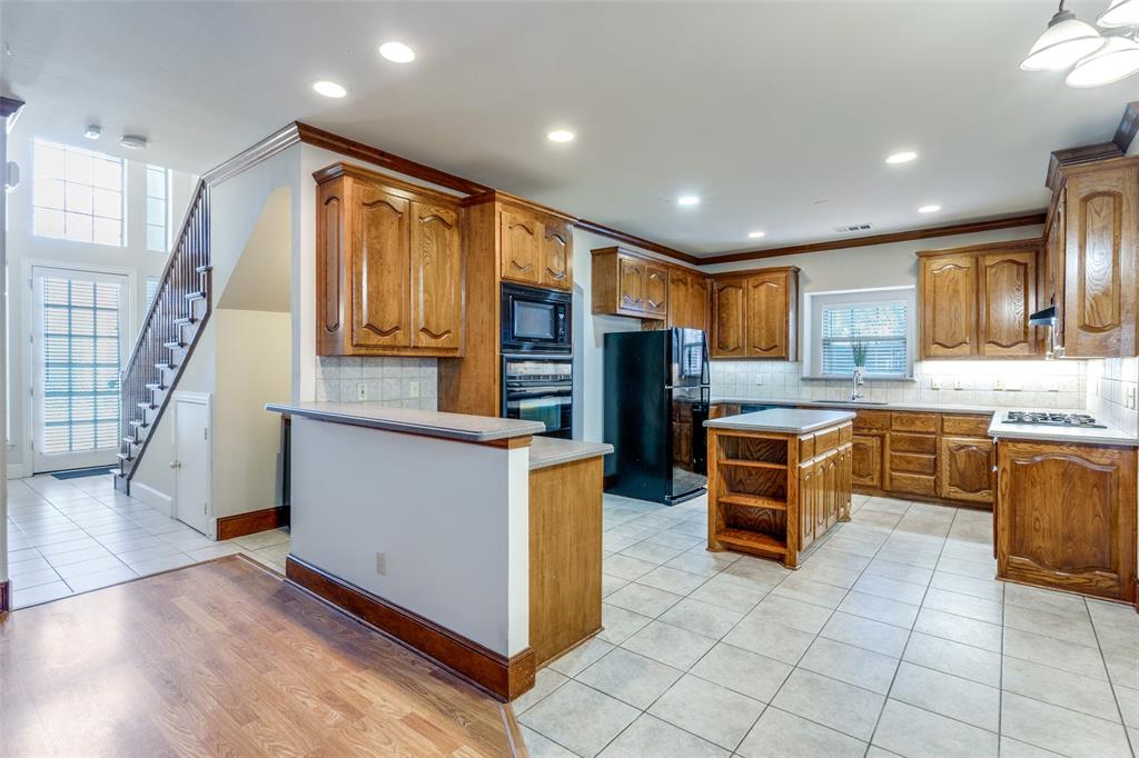 Lakewood Heights - Residential Lease