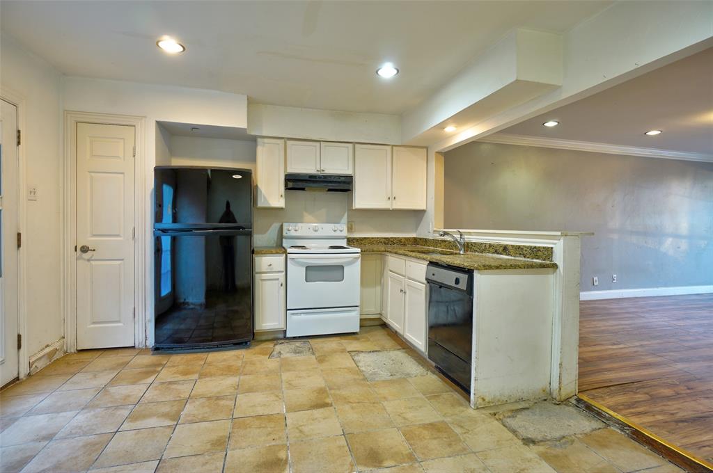 Townhouse Condo - Residential