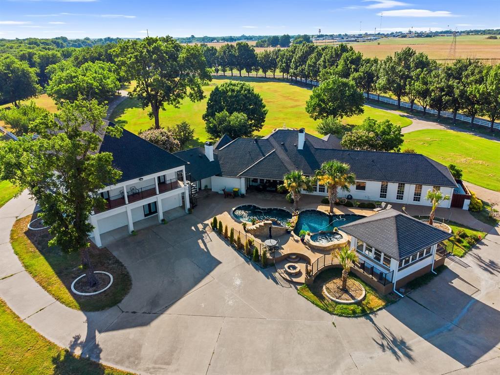 320 Dale Evans Drive