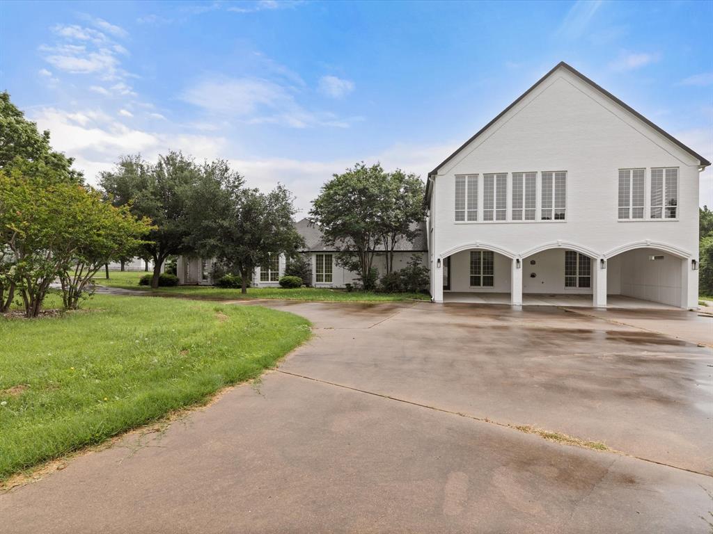 320 Dale Evans Drive