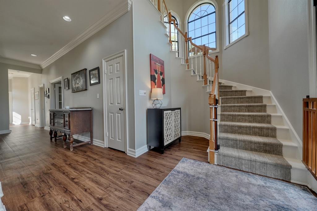 Hollytree - Residential