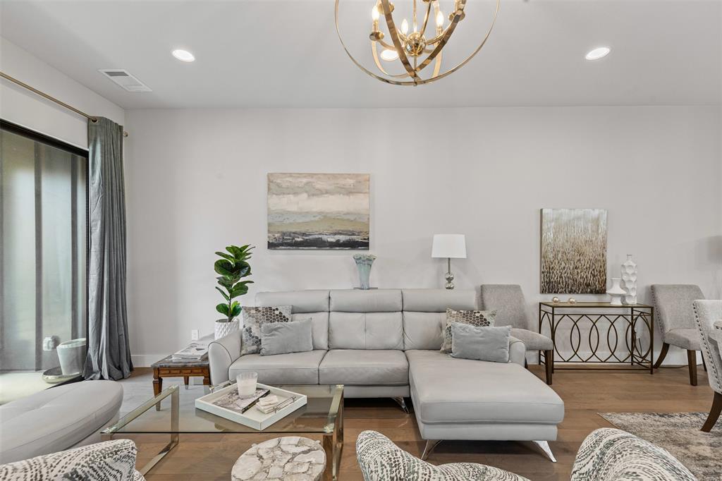 Merrimac Twnhms - Residential