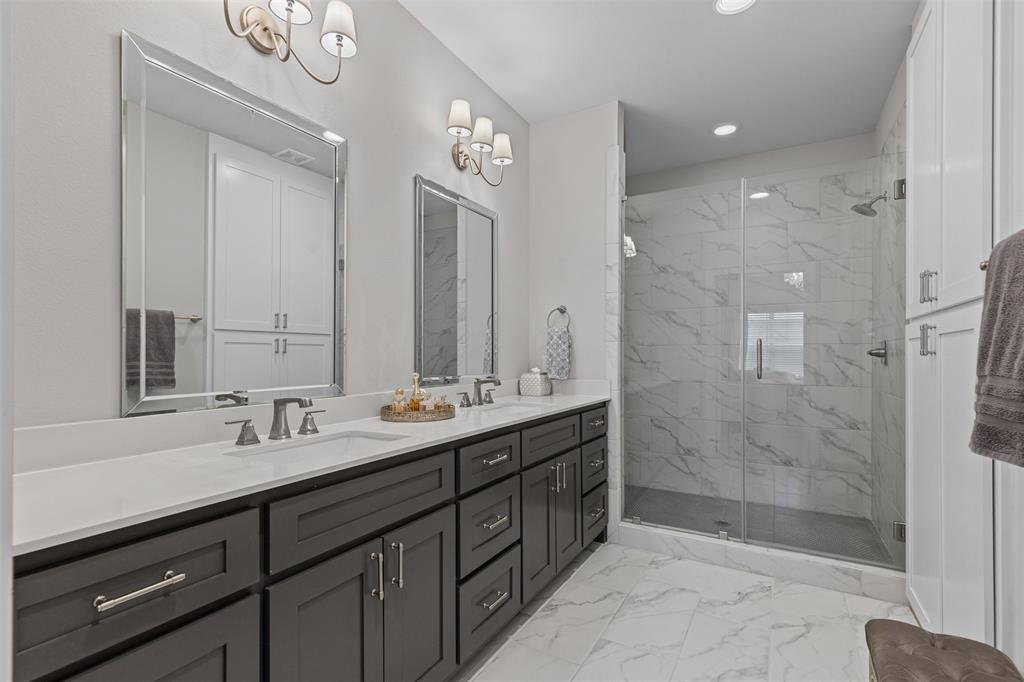 Merrimac Twnhms - Residential