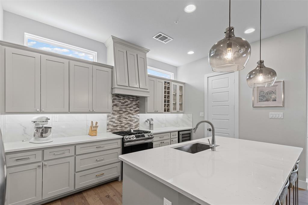 Merrimac Twnhms - Residential