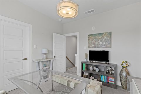 Tiny photo for 2741 Merrimac Street #101, Fort Worth, TX 76107 (MLS # 21196661)