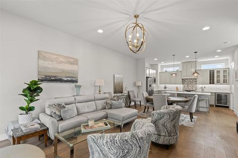 Tiny photo for 2741 Merrimac Street #101, Fort Worth, TX 76107 (MLS # 21196661)