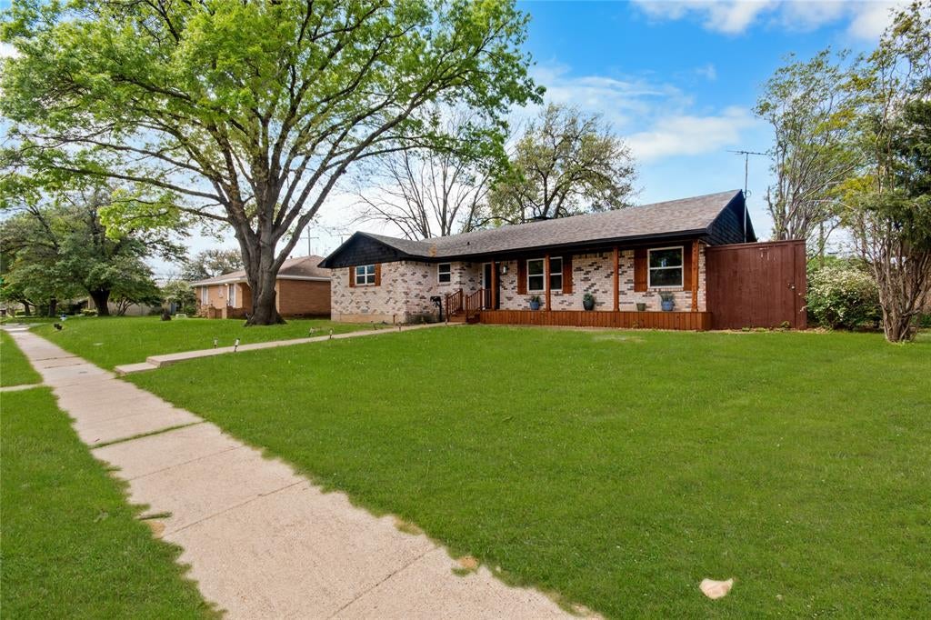 6211 Symphony Lane