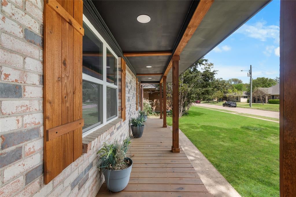 6211 Symphony Lane