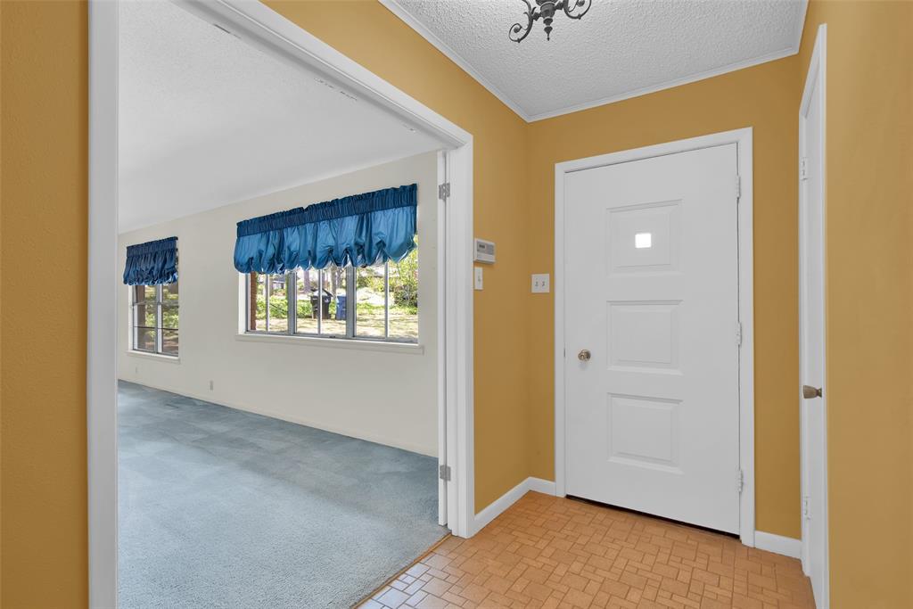 1500 W Heron Street