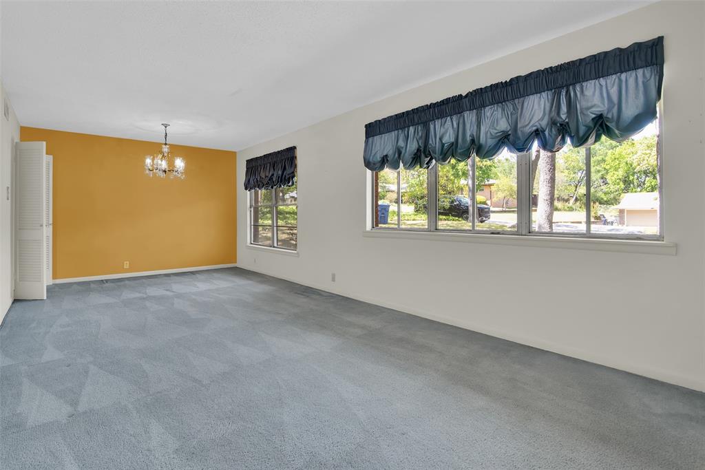 1500 W Heron Street