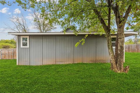 A home in Granbury