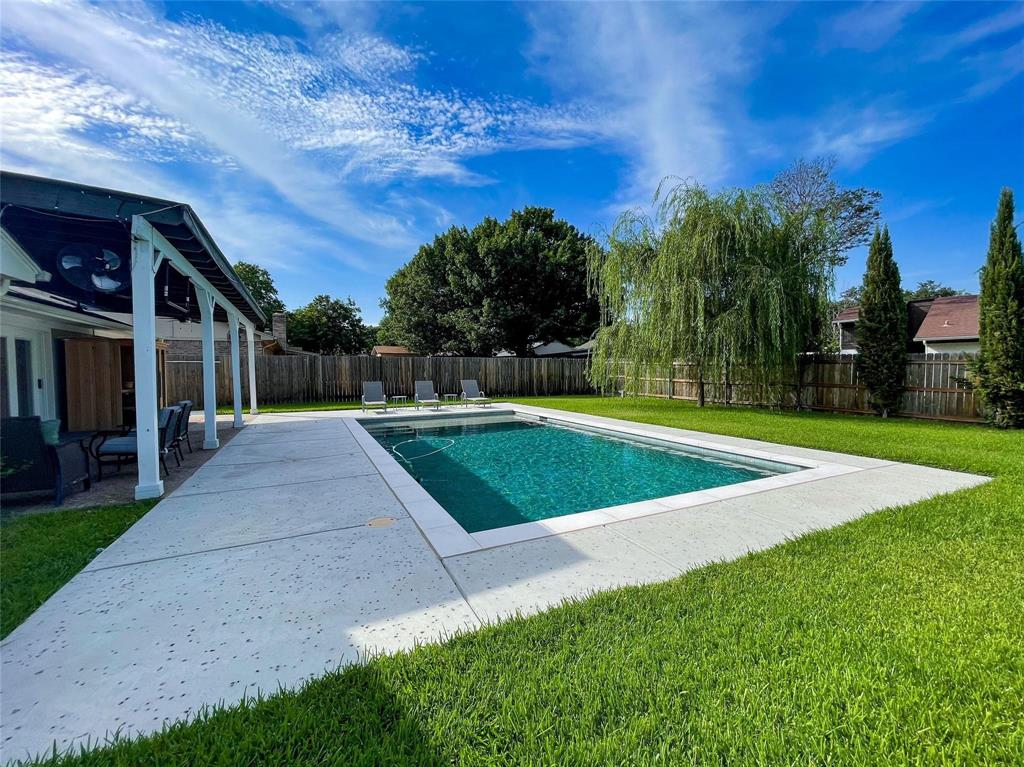 112 Overcrest Drive