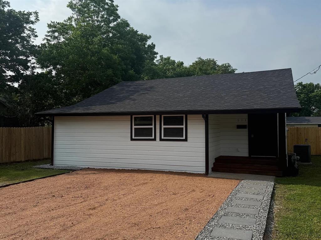 Photo of 111 E San Antonio Avenue, Cooper, TX 75432 (MLS # 21391767)