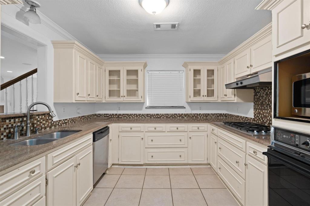 3536 Suffolk Drive