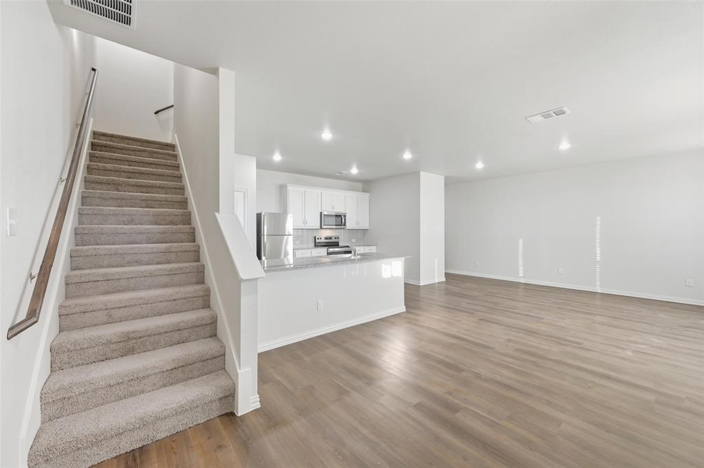 The Retreat at North Grv Ph 1 - Residential Lease