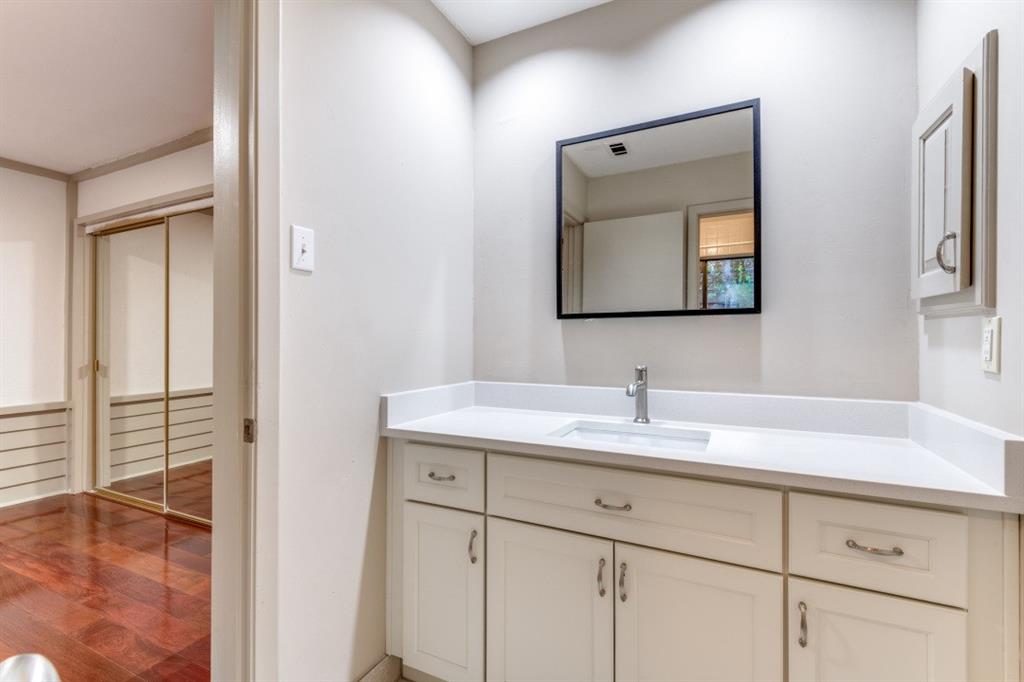 Old Shepard Place Ph One Sec I - Residential Lease