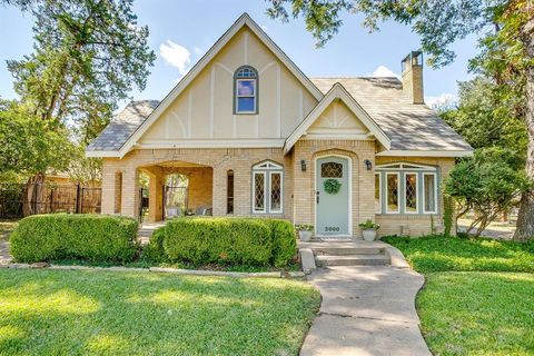 3000 6th Avenue Fort Worth TX 76110