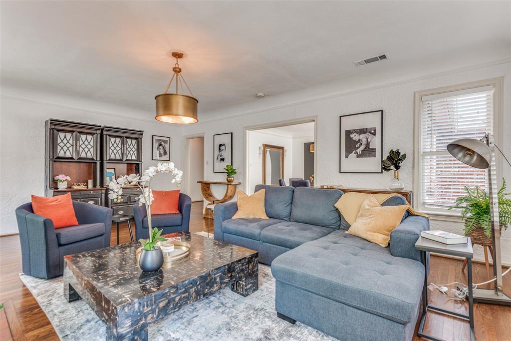 4152 Prescott Avenue