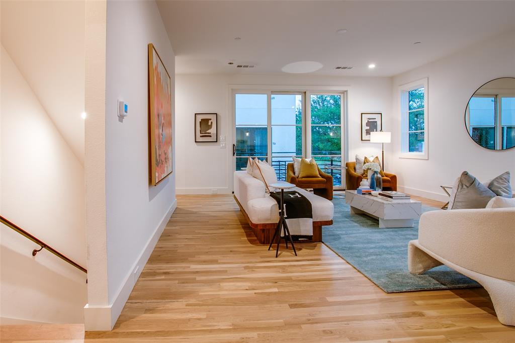 Lakeside - Residential