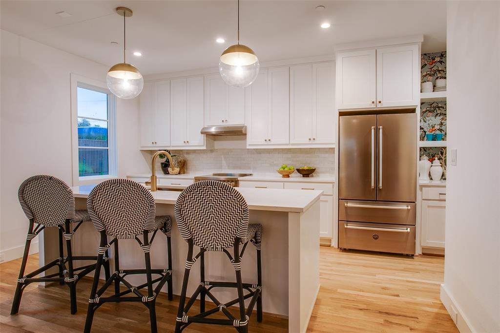 Lakeside - Residential