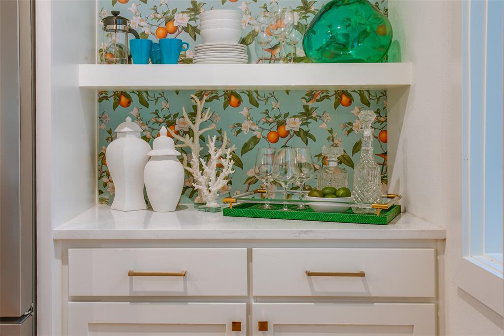 Lakeside - Residential