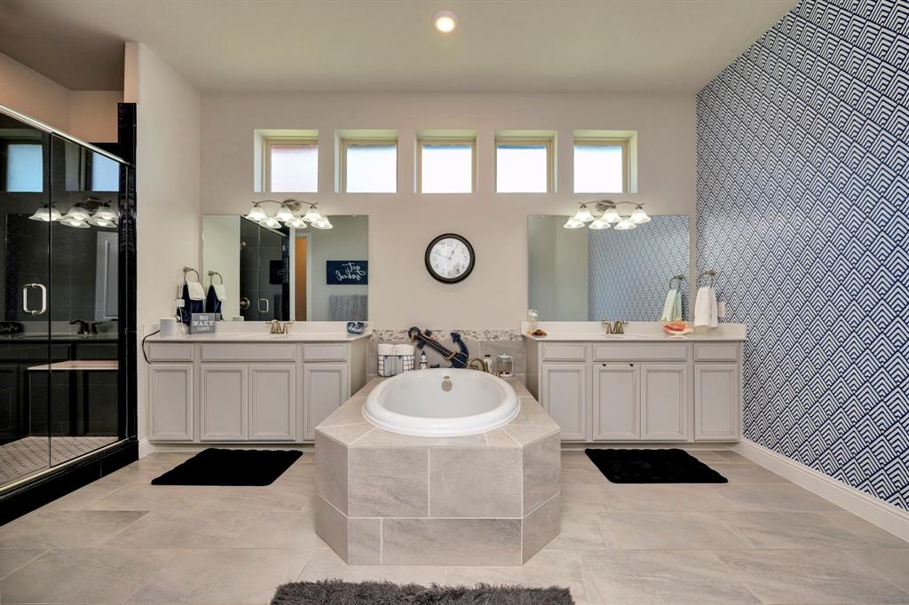 Canyon Falls Village W7 - Residential