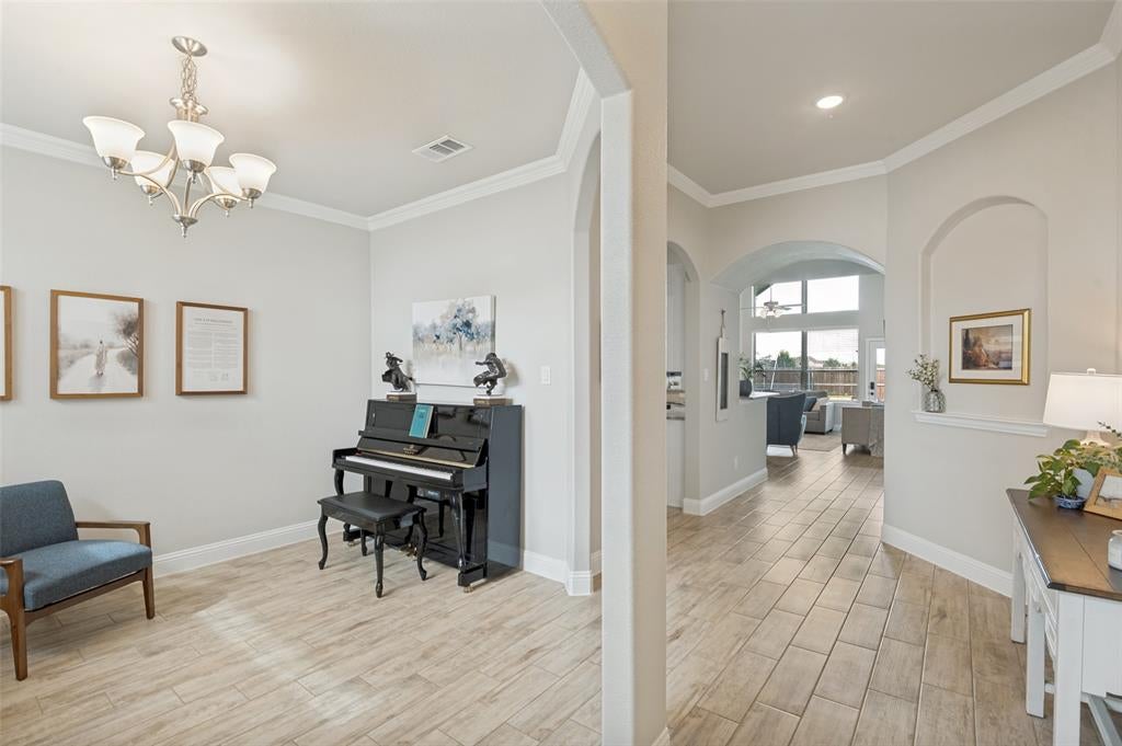 4014 Whitetail Lane