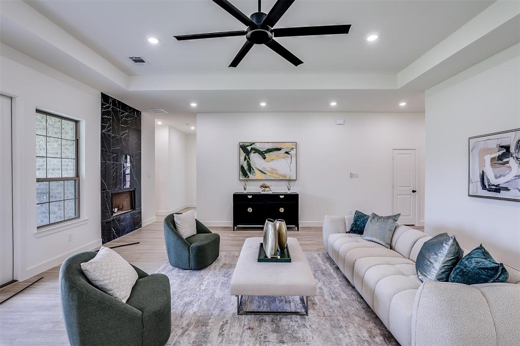 1601 Sea Breeze Court