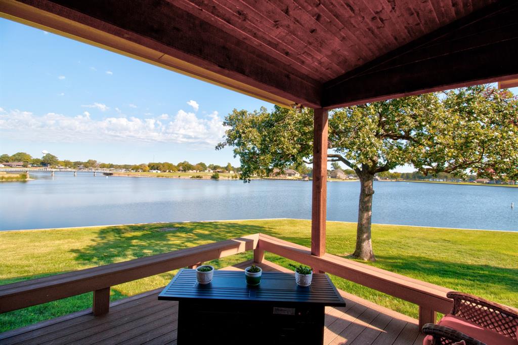 Lake Kiowa - Residential