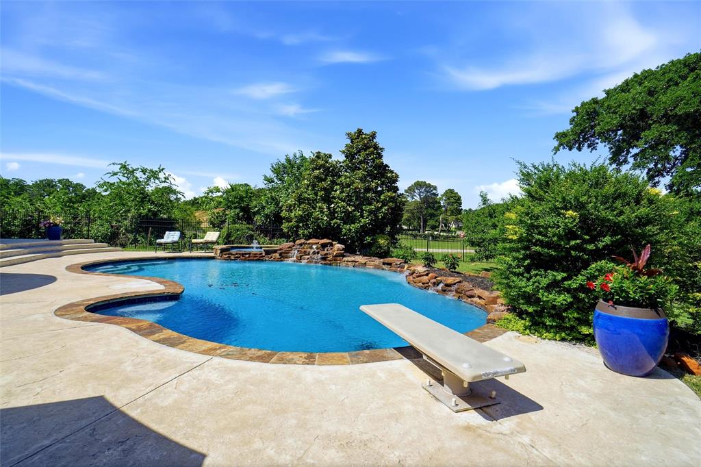 Overlook, The - Residential