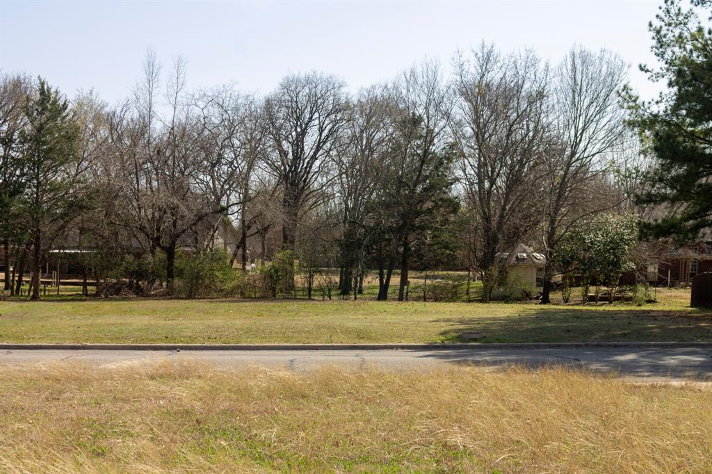1000 Legend Avenue