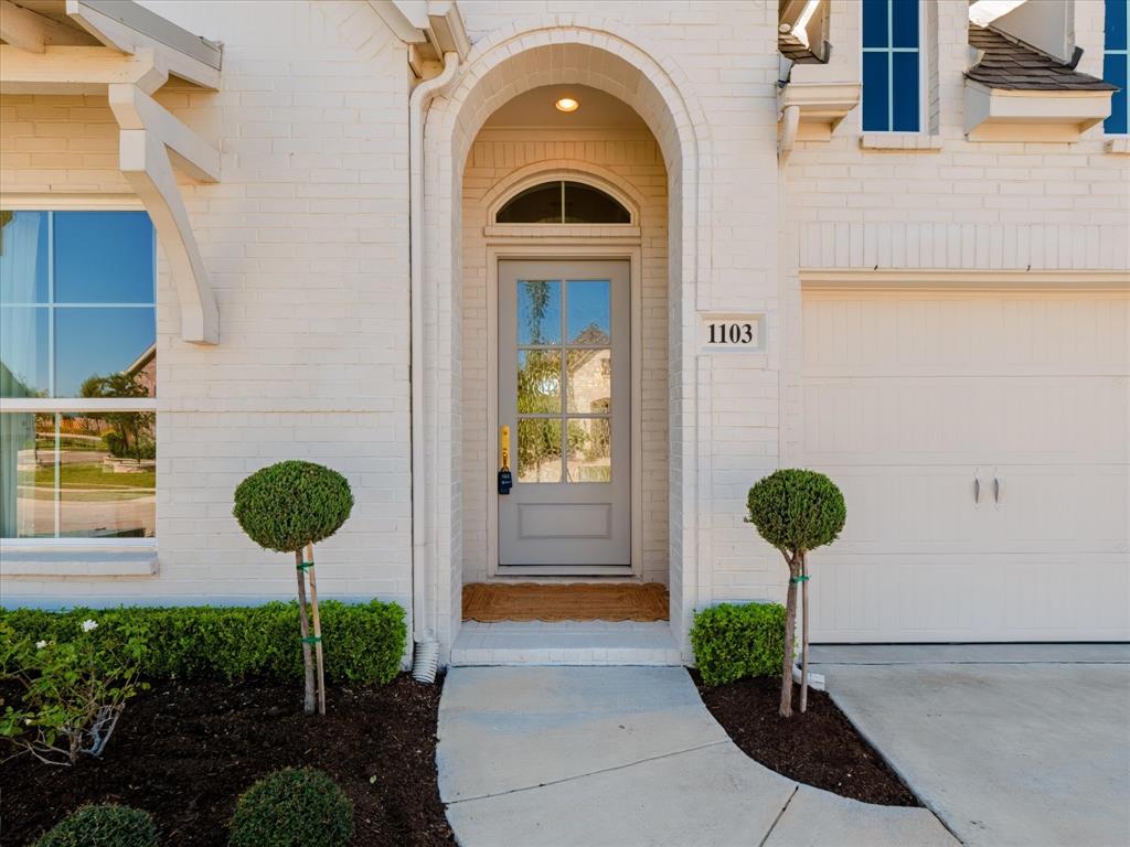 1103 Sandgate Drive