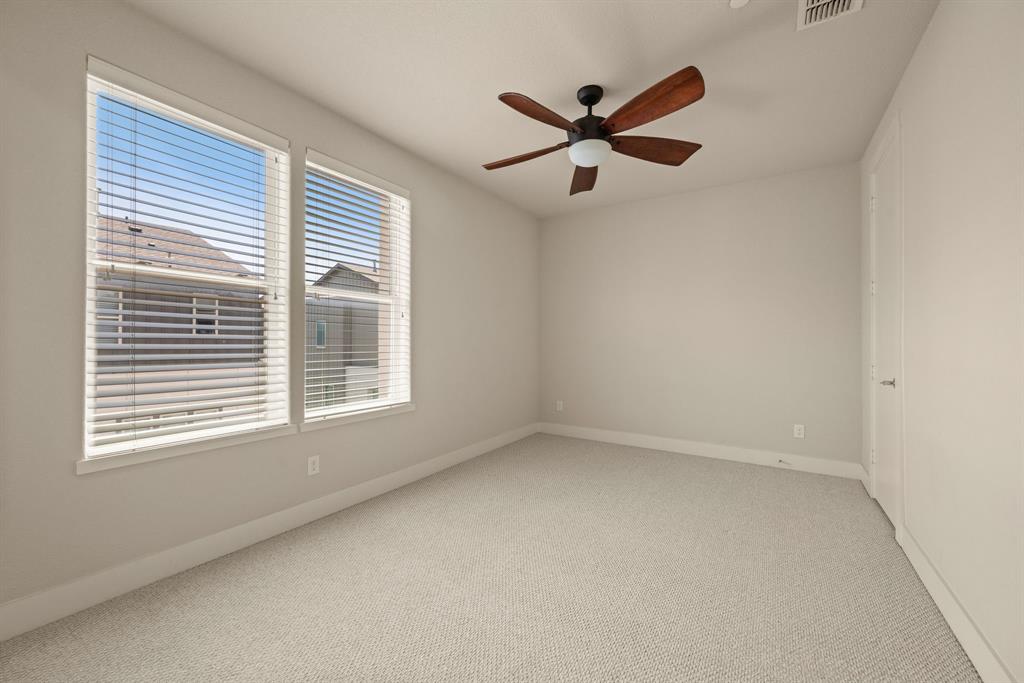 Palo Alto Twnhms Condos Bldg 7 - Residential