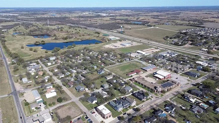 Nice Residential lot in town with easy access to I 45 and other surrounding cities in Ellis County. Be part of the flourishing growth in Ferris! Bring your own builder or build to suit with seller.