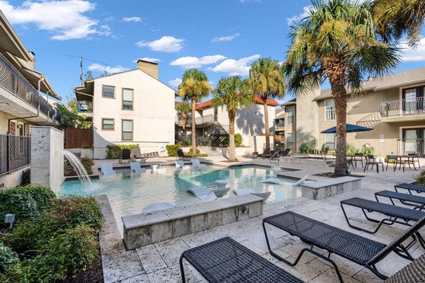 5806 BIRCHBROOK DR APT 103, DALLAS, TX 75206 - Image 53a4d5c0b4ea93ccbd699f861a78e4eb/1618905845