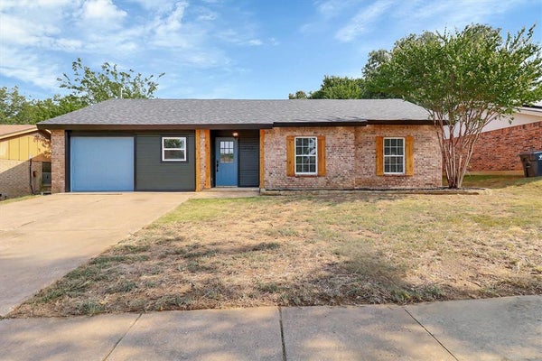 1913 SANDRA KAY LN, ARLINGTON, TX 76015 - Image 53a76eaa67fcaf2c09b1e5fce8b7f1bb/4216573519