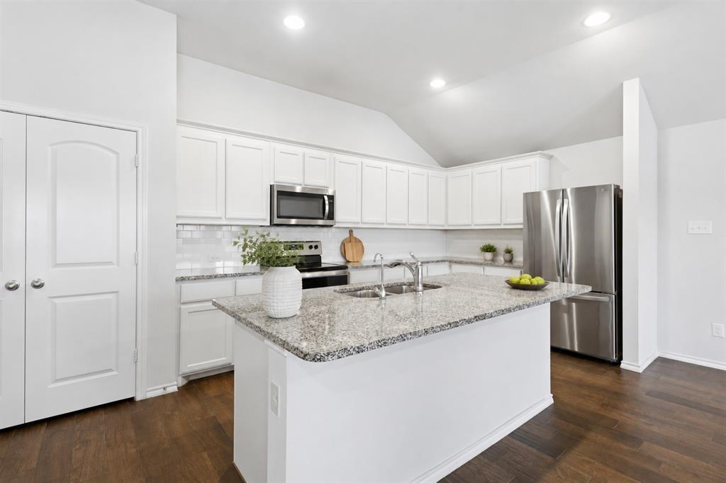 1016 Eastland Lane