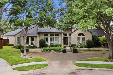 Photo of 5872 Bridle Bend Court, Plano, TX 75093 (MLS # 21396534)