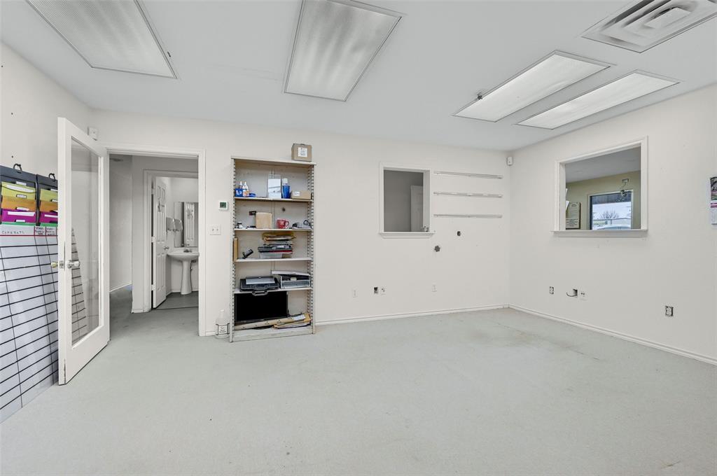 none - Commercial Sale