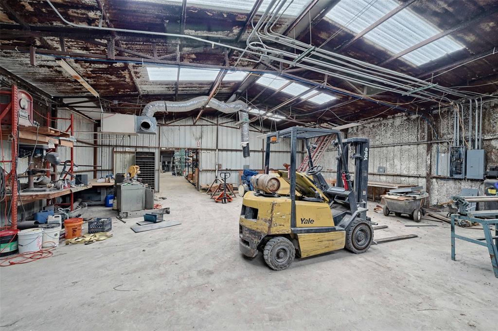 none - Commercial Sale