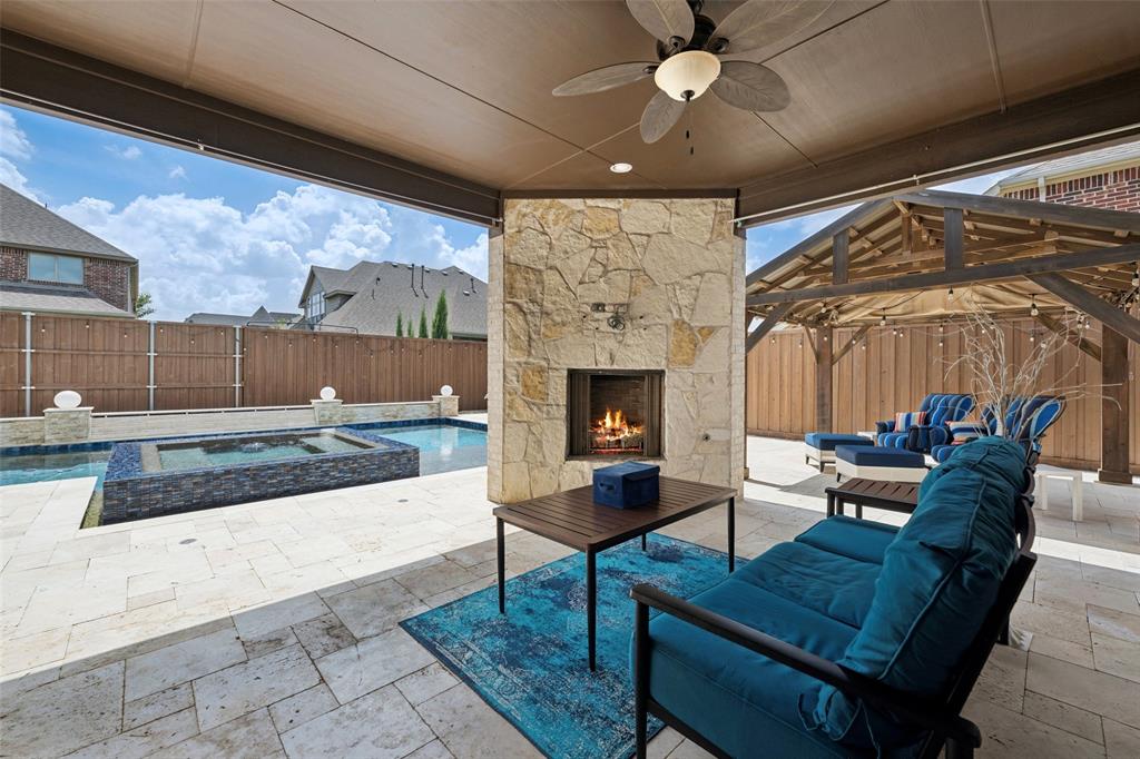 4664 Maverick Way
