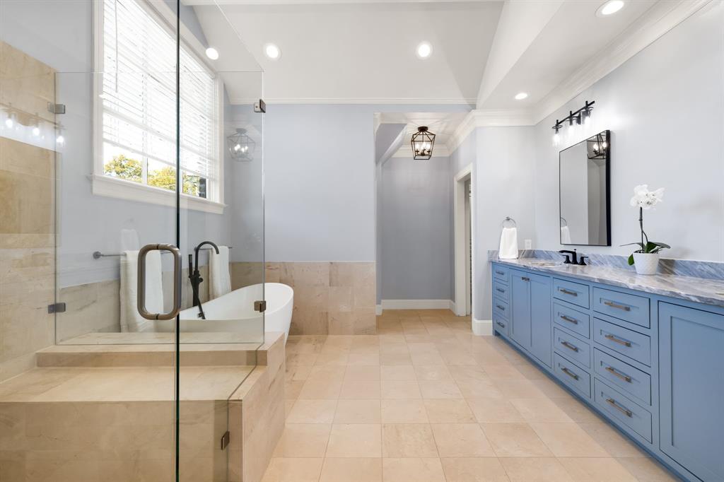 Summitt Lawn - Residential